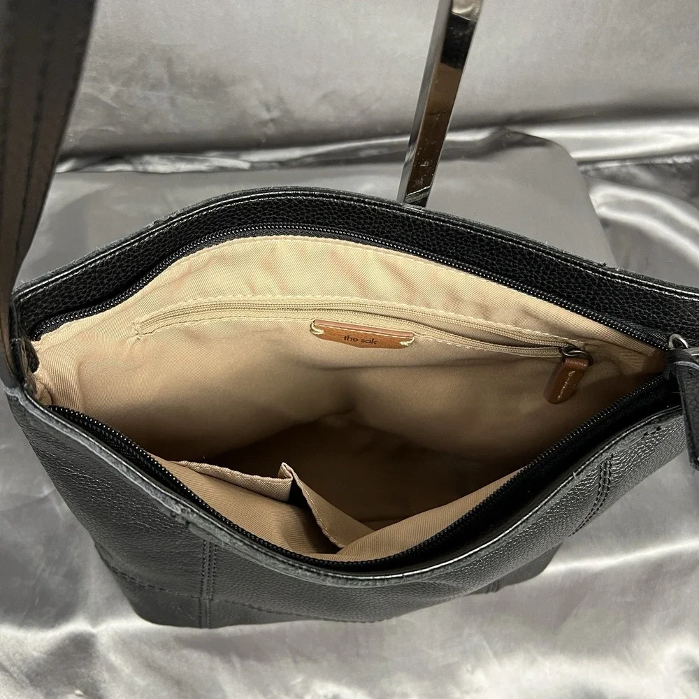The Sak De Young Hobo Leather Black Single Shoulder Strap Medium Preppy Classic